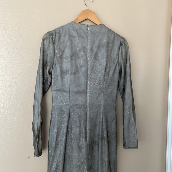 Ieena for Mac Duggal
Silver Shimmer V-neck Gown - Picture 8 of 13